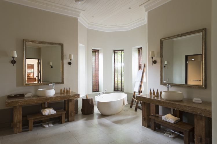 2 bedroom duplex bathroom at Cape Weligama Sri Lanka