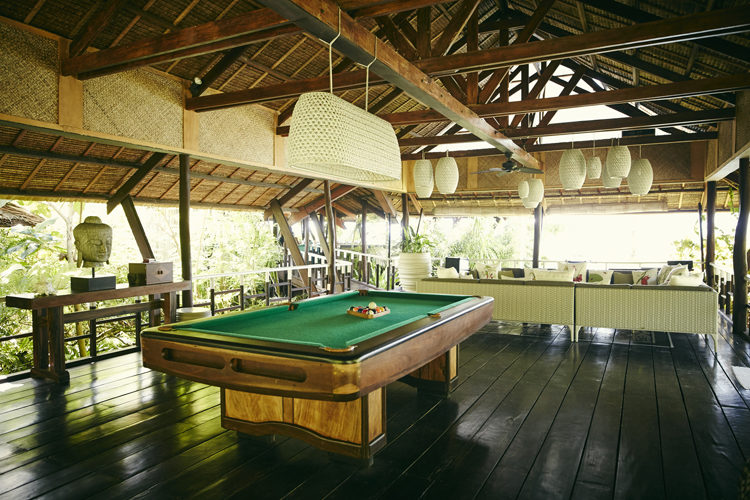 Nay Palad billiard table